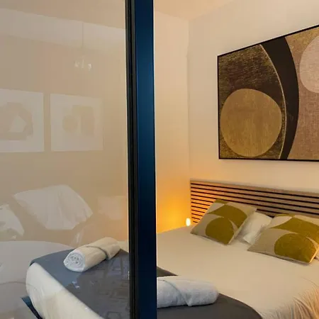 Hypercentre - T2 Dans Particulier Apartament